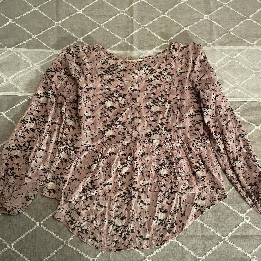 Sim & Sam Floral Blouse. Size- LARGE